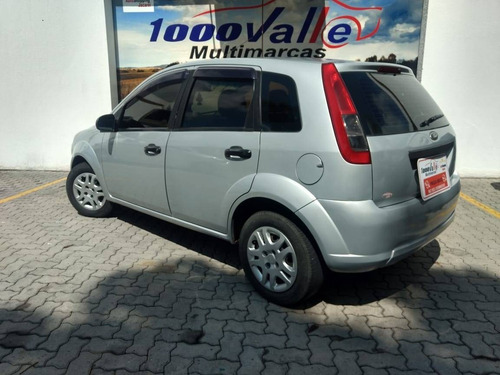 Imagem 4 de 10 de Ford Fiesta 1.6 Mpi Hatch 8v Flex 4p Manual