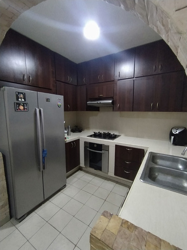 Imagen 4 de 9 de Casa En Venta - Unare Ii Fl