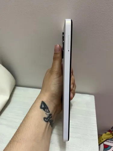 Celular Tecno Spark 10 Pro Dual Sim 256gb/8gb Blanco (Usado)