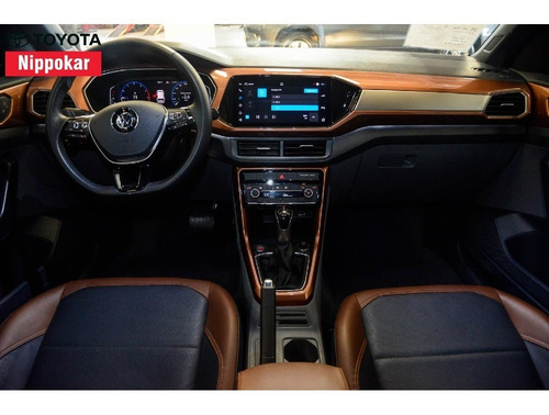 Imagem 3 de 5 de Volkswagen T-cross