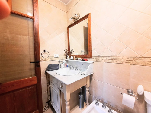Venta Casa 4 Ambientes La Concepción Con Pileta
