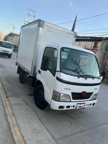 Hino 300 616 Long