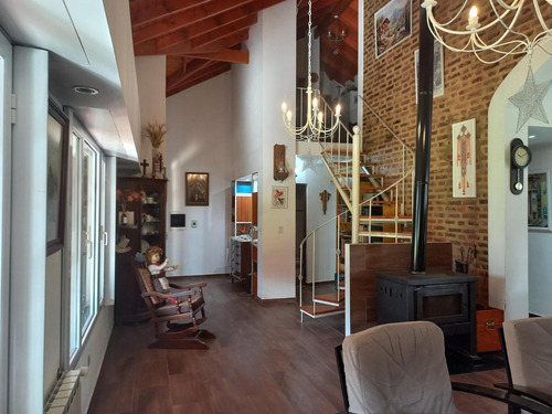 Excelente Casa Quinta A La Venta En Mercedes -apta Credito