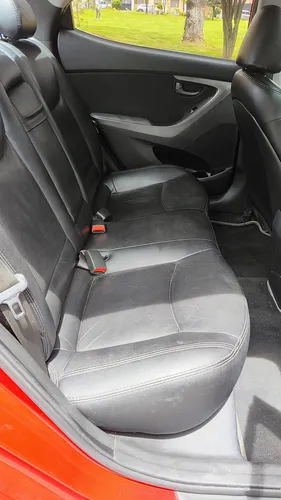 Hyundai Elantra 1.8 i35 GLS MT