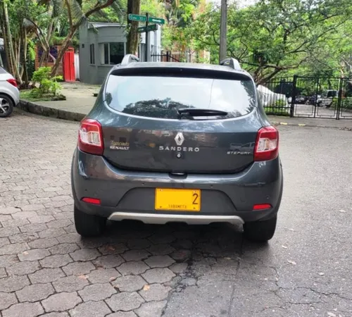 Renault Stepway 1.6 Dynamique / Intens Automática