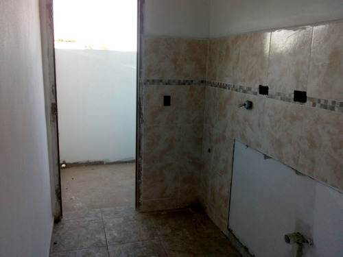 Imagen 8 de 13 de Venta Departamento Calle 50 Entre 2 Y 3- Santa Teresita
