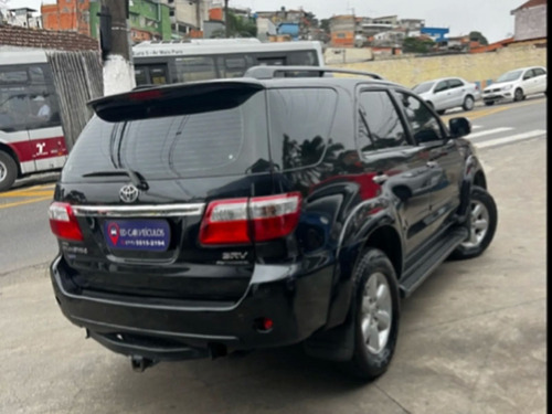 Toyota Hilux SW4 3.0 SRV 4X4 7 LUGARES 16V DIESEL 4P AUTOMÁTICO