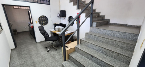 Local Comercial En Esquina 1091 M² S/ 3 Lotes - Libertad