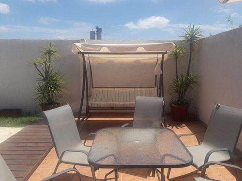Casa Con Piscina En Colinas Del Mirador