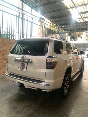 Imagen 3 de 9 de Toyota 4runner Limited 4x4