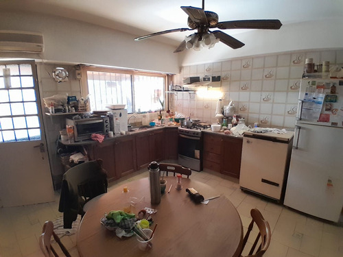 Excelente Chalet De 5 Ambientes