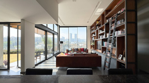 Casa En Venta En Bosque Real - Acabados De Lujo Y Vista Espectacular.