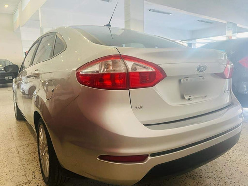 Imagen 5 de 10 de Ford Fiesta Se Plus 4 Puertas 2016
