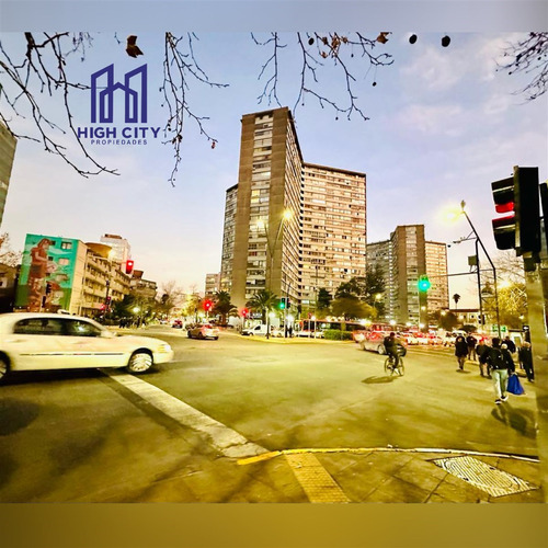 Amplio Y Excelente Ubicación A Pasos Metro Pedro De Valdivia