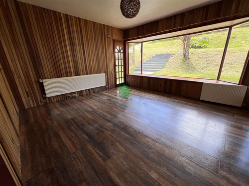Casa En Venta De 4 Dorm. En Puerto Varas