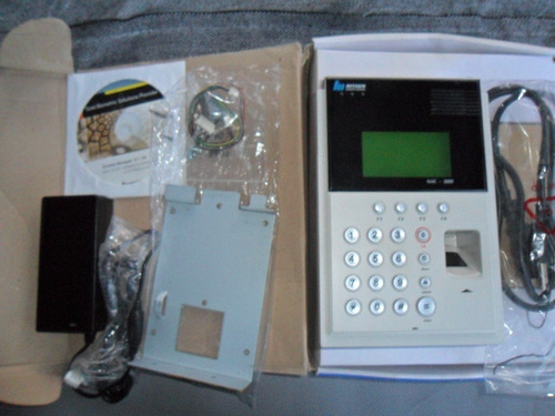 Nitgen Controlador De Acceso Biometrico Modelo Nac 3000 (Usado)