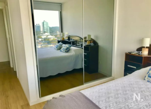 Venta De Apartamento 3 Dormitorios En Playa Mansa, Punta Del Este.