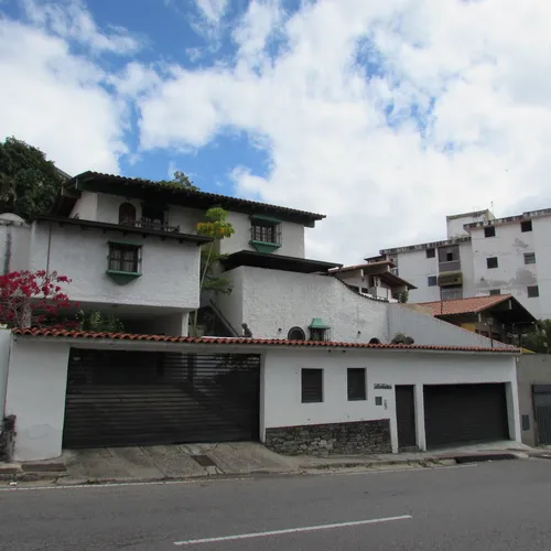Casa En Urb. Cumbres De Curumo