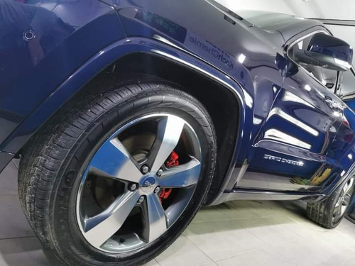 Imagen 2 de 8 de Jeep Grand Cherokee 2014 3.6 Overland 286hp At