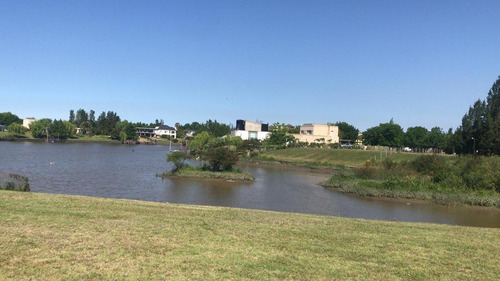 Venta Terreno Al Rio En San Benito Villanueva
