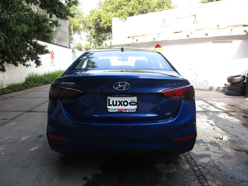Imagen 14 de 15 de Hyundai Accent 4p Gl Mid 1.6l,tm6,a/ac.,ve,ra15