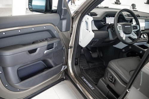 Land Rover Defender 3.0 D300 Turbo Diesel Mhev 110 X-dynamic