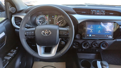 Toyota Hilux Sr 4x4 2.8 At 0km Financiada