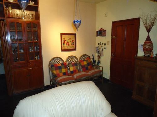Imagen 3 de 12 de Chalet En Venta En Ituzaingo Norte