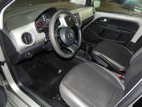 Volkswagen Up! 1.0 High Up! 75cv