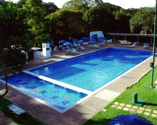 Imagen 6 de 10 de Caracas Sport Club (precio De Oportunidad)