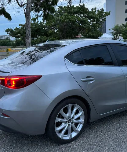 Mazda 3 2.0 Grand Touring