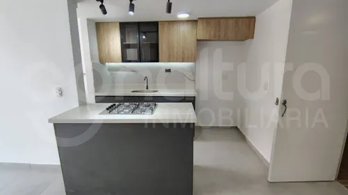 Apartamento En Arriendo Navarra 472-7067