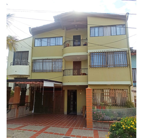 En Venta Casa De 3 Niveles En Porvenir - Rionegro, Antioquia