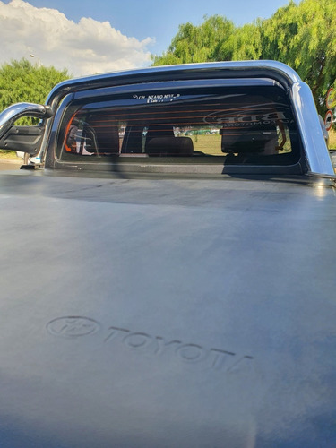 Toyota Hilux 2.8 Cd Sr 177cv 4x4 2016