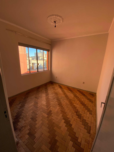 Apartamento Com 3 Dormitórios, 2 Salas, 2 Banheiros, Cozinha