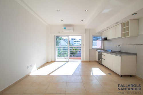 Imagen 6 de 30 de Venta · P. Avellaneda · Ph · 2 Ambientes · Balcón Y Terraza