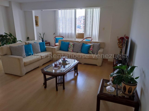 Apartamento Remodelado En Venta En La Urb. Terrazas Del Ávila 24-21898