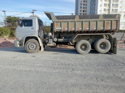 Imagem 3 de 8 de Volkswagen 24-220