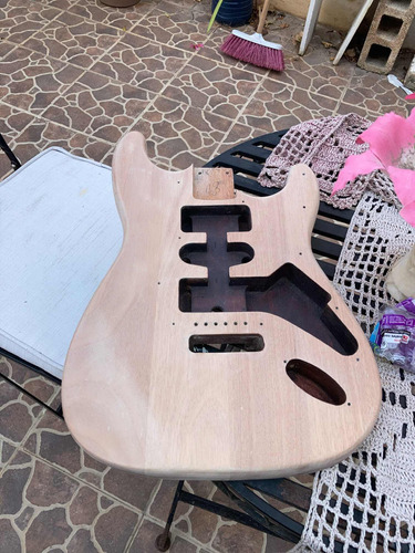 Cuerpo De Guitarra Eléctrica De De Caoba Mexicana