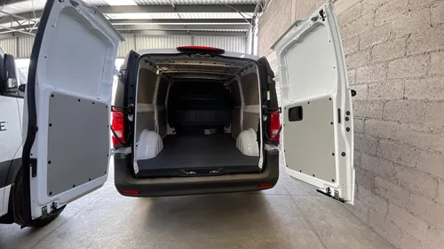 Vito Cargo Van