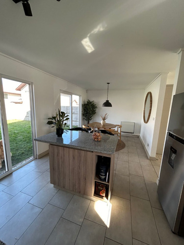 Vendo Linda Casa Condominio 3d 3b Con Laguna Ayres Chicureo