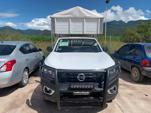 Imagen 2 de 6 de Nissan Np300 Estándar