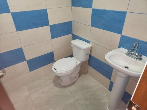 Consultorios Y Oficinas En Renta En Tlalnepantla, San Lucas Tepetlacalco, A Una Cuadra De Cd. Satélite