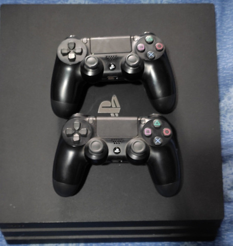 Imagen 4 de 4 de Ps4 Pro 1tb