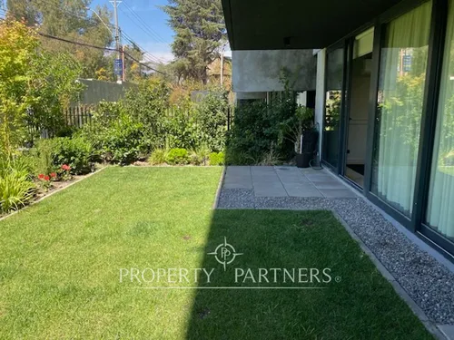 Departamento A Estrenar Con Jardín Privado