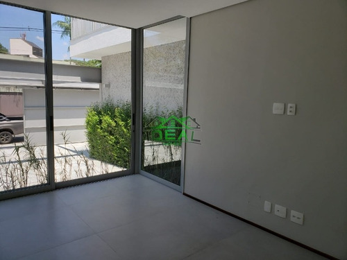 Sobrado Para Venda No Bairro Alto De Pinheiros, 4 Dorm, 4 Suíte, 6 Vagas, 294 M, 467 M - 1325