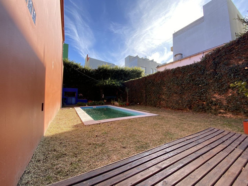 Imagen 11 de 17 de Venta Casa Moderna Con Parque Y Pileta 39 Esq 117