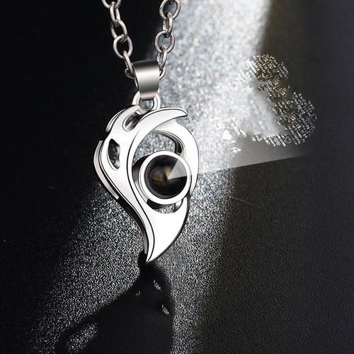 Collar De Pareja Con Proyección Te Amo En 100 Idiomas Regalo