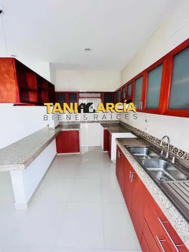 Vendo Casa De Una Planta En Privado Con Alberca En Fortín