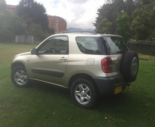Toyota RAV4 2.0l 148 hp